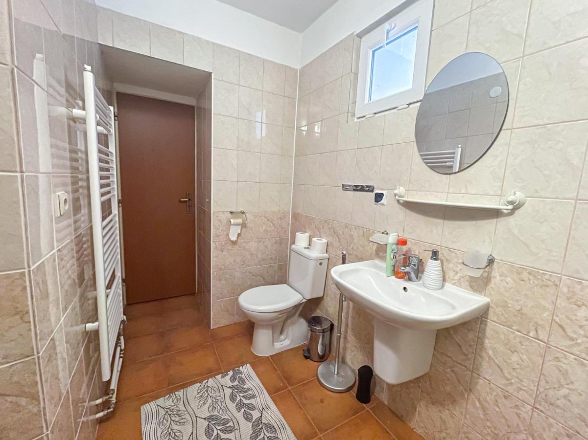 Privat Safi Apartment ลิฟตอฟสกีมิคูลาช ภายนอก รูปภาพ